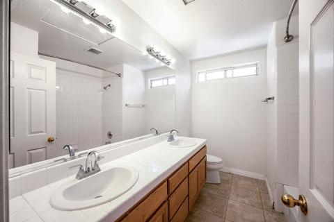 1815 Centennial Way, Escondido, CA 92026 photo 33