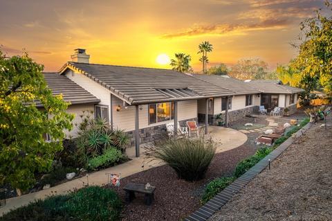 3909 Palomar Dr, Fallbrook, CA 92028 photo 3