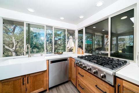 3978 Ladera Vista Rd, Fallbrook, CA 92028 photo 5