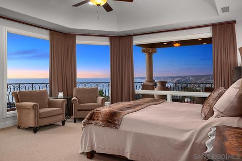 7640 Hillside Dr, La Jolla, CA 92037 photo 35