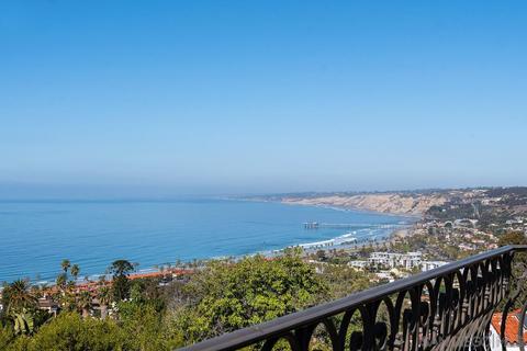 7640 Hillside Dr, La Jolla, CA 92037 photo 5