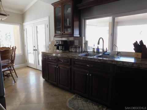 1131 Cleo Ct, Escondido, CA 92027 photo 10