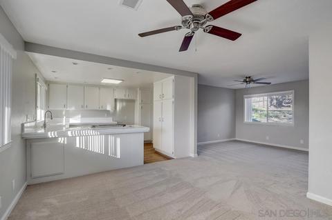 753 Carnation Ln, Fallbrook, CA 92028 photo 15