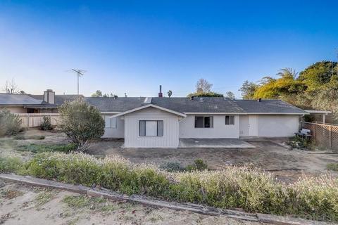 753 Carnation Ln, Fallbrook, CA 92028 photo 6