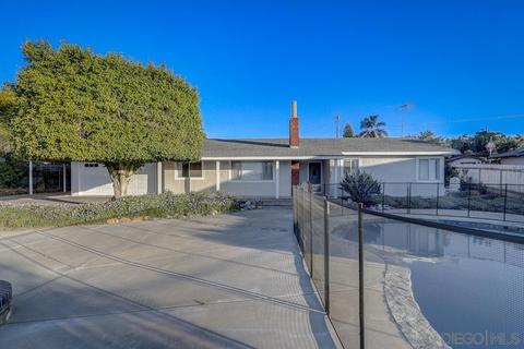 753 Carnation Ln, Fallbrook, CA 92028 photo 1