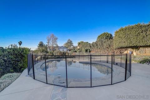 753 Carnation Ln, Fallbrook, CA 92028 photo 21