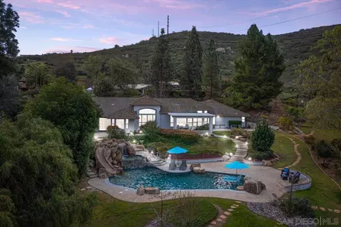 13710 Paseo Bonita, Poway, CA 92064 photo 2