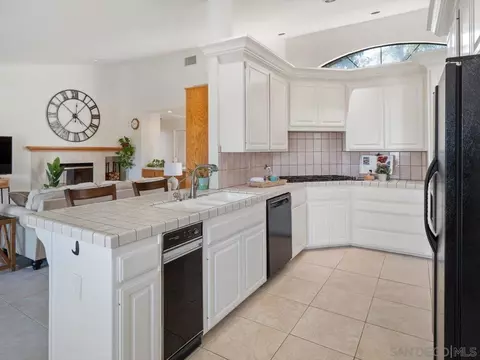 13710 Paseo Bonita, Poway, CA 92064 photo 6
