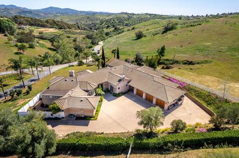 5125 Olive Hill Trl, Bonsall, CA 92003 photo 1