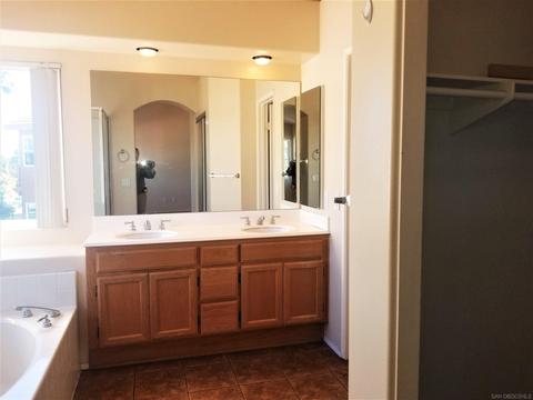 695 Cazorla Ave, Chula Vista, CA 91910 photo 14