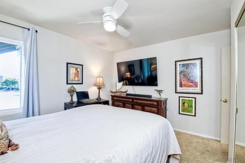 6871 Carnation Dr, Carlsbad, CA 92011 photo 16