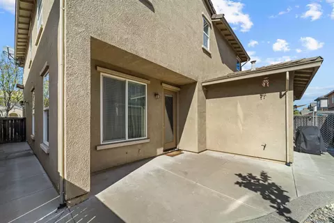 2365 White Dr, Fairfield, CA 94533 photo 4