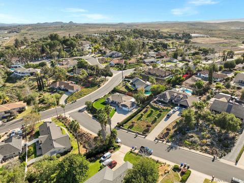 1599 Malaga Way, Fallbrook, CA 92028 photo 30