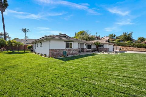 1599 Malaga Way, Fallbrook, CA 92028 photo 5