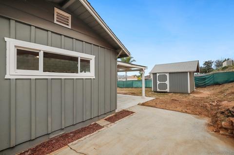 480 Dennis Dr, Vista, CA 92083 photo 31