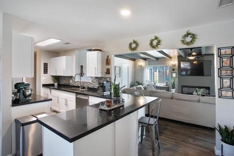 1569 E Lexington, El Cajon, CA 92019 photo 13