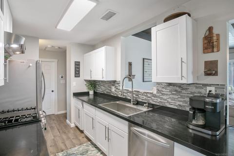1569 E Lexington, El Cajon, CA 92019 photo 12