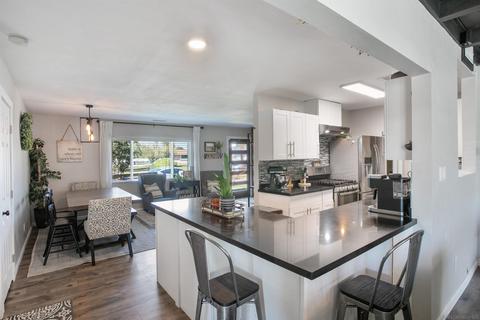 1569 E Lexington, El Cajon, CA 92019 photo 11