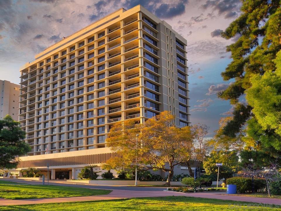 666 Upas St 1004, San Diego, CA 92103 30 Photos MLS 220006405