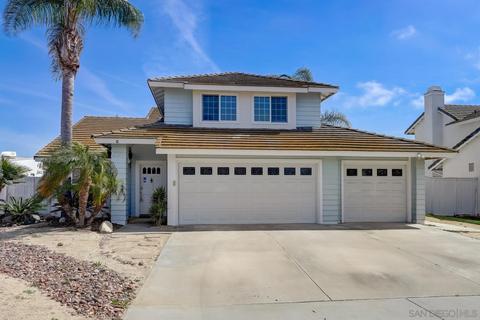736 Foxwood Dr, Oceanside, CA 92057 photo 1