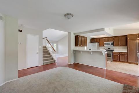 736 Foxwood Dr, Oceanside, CA 92057 photo 13