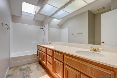 736 Foxwood Dr, Oceanside, CA 92057 photo 22