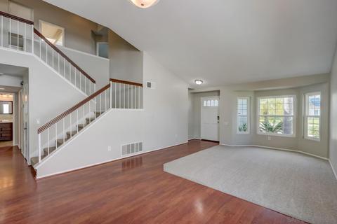 736 Foxwood Dr, Oceanside, CA 92057 photo 9