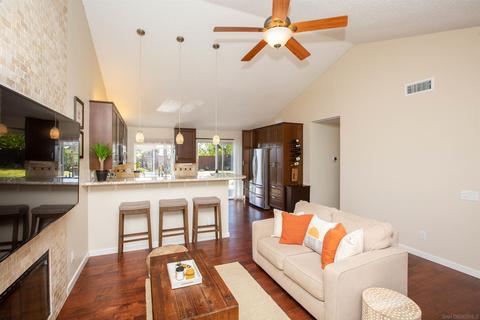 1344 Darwin Dr, Oceanside, CA 92056 photo 9