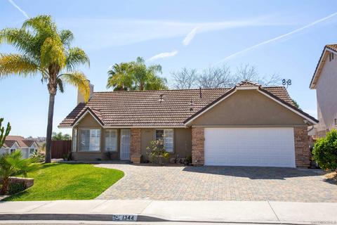 1344 Darwin Dr, Oceanside, CA 92056 photo 1
