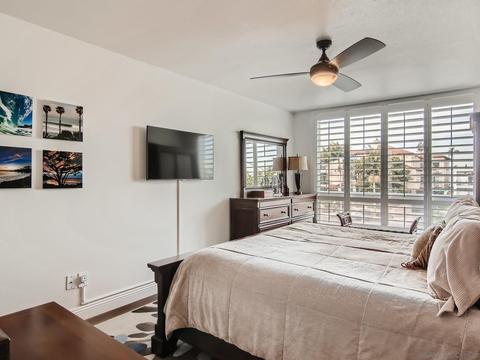 333 Orange Ave #18, Coronado, CA 92118 photo 17