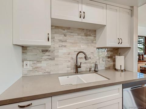 333 Orange Ave #18, Coronado, CA 92118 photo 9