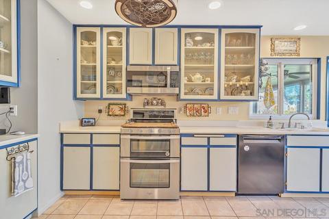 11056 Escadera Pl, Lakeside, CA 92040 photo 8