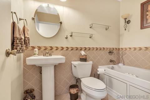11056 Escadera Pl, Lakeside, CA 92040 photo 13