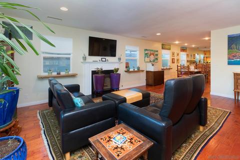 248 D Ave, Coronado, CA 92118 photo 4