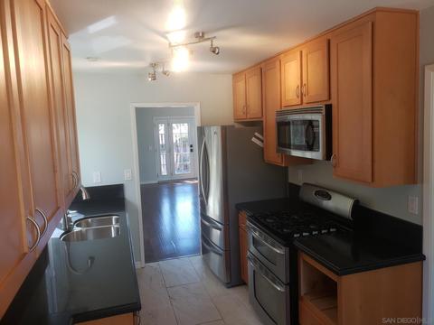 1821 Esquire Gln, Escondido, CA 92029 photo 11