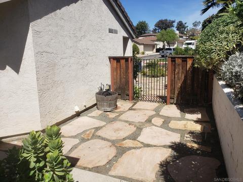 1821 Esquire Gln, Escondido, CA 92029 photo 7