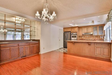 750 Dewane Dr, El Cajon, CA 92020 photo 8