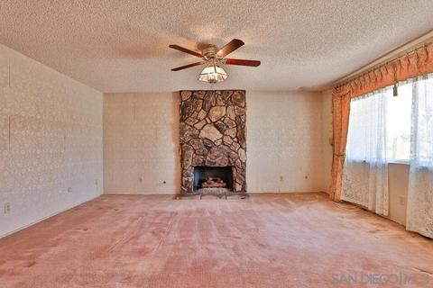 750 Dewane Dr, El Cajon, CA 92020 photo 4