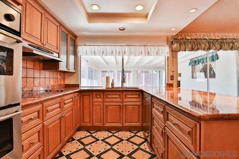 750 Dewane Dr, El Cajon, CA 92020 photo 12