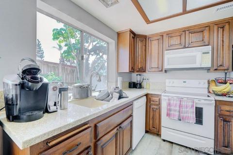 677 Rue Le Blanc, Chula Vista, CA 91913 photo 9