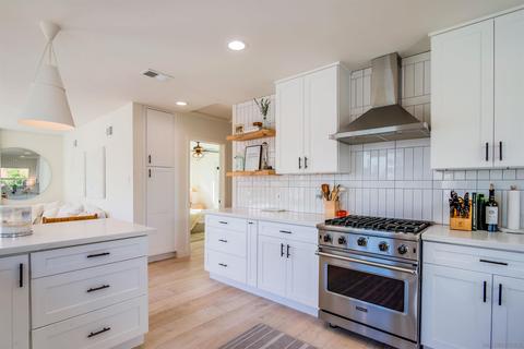 809 Colima St, La Jolla, CA 92037 photo 1