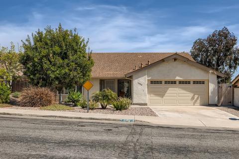 1424 Darwin Dr, Oceanside, CA 92056 photo 1
