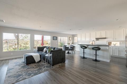 2533 Fresh Waters Ct, Spring Valley, CA 91978 photo 8