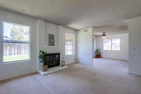 8730 Ellsworth Cir, Santee, CA 92071 photo 2