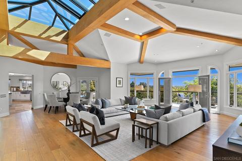 565 Canyon Dr, Solana Beach, CA 92075 photo 3