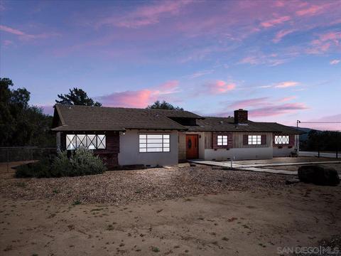 2504 Royal Crst, Escondido, CA 92025 photo 2