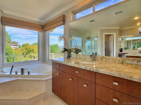 1582 Shadow Knolls Dr, El Cajon, CA 92020 photo 22