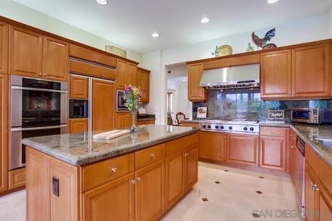1546 Hamilton Ln, Escondido, CA 92029 photo 17