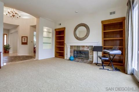 1546 Hamilton Ln, Escondido, CA 92029 photo 10