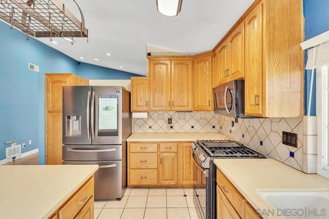 10208 Carnero Pl, Lakeside, CA 92040 photo 10